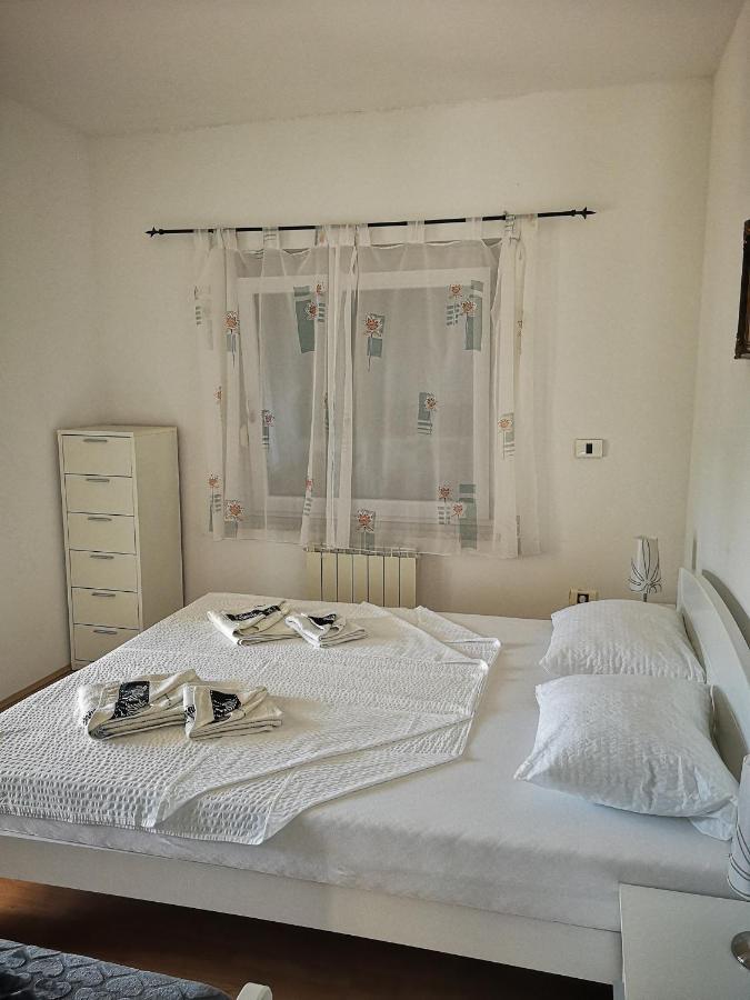 Apartma Ceh Gabrovica pri Črnem Kalu Екстериор снимка